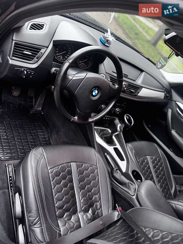 Внедорожник / Кроссовер BMW X1 2011 в Христиновке