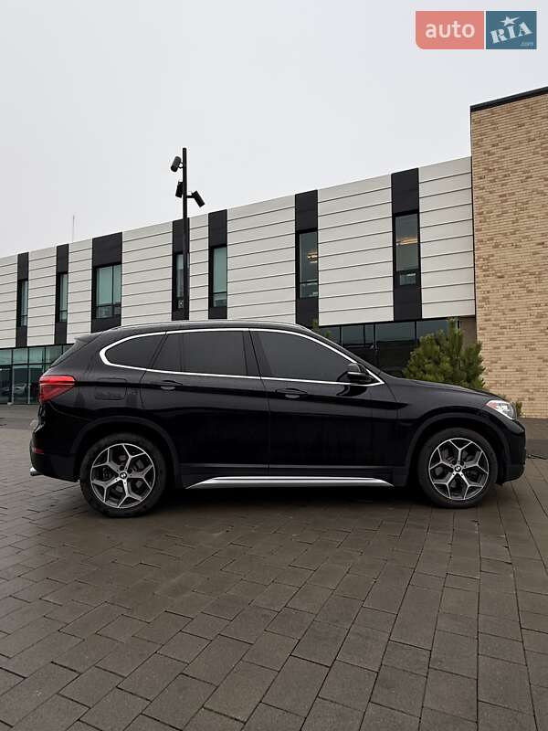 Внедорожник / Кроссовер BMW X1 2019 в Хмельницком