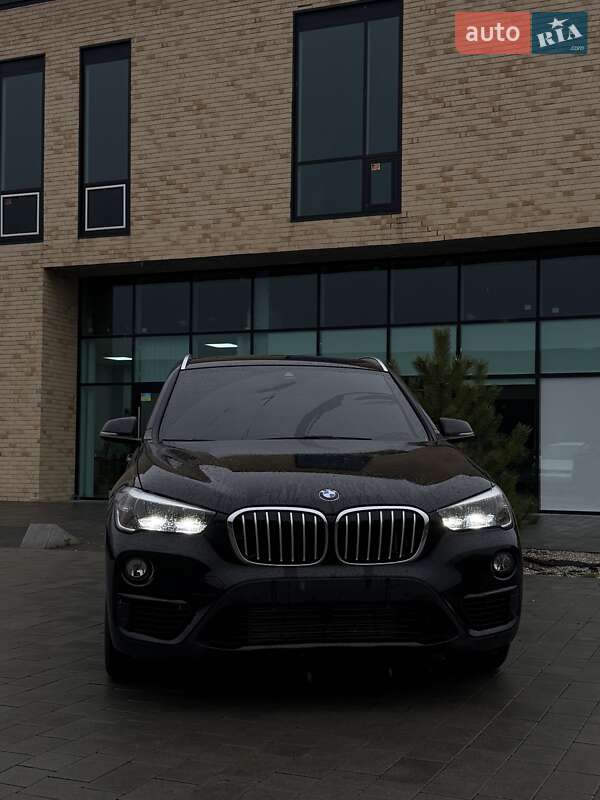 Внедорожник / Кроссовер BMW X1 2019 в Хмельницком