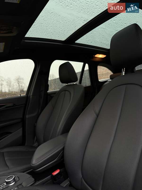 Внедорожник / Кроссовер BMW X1 2019 в Хмельницком