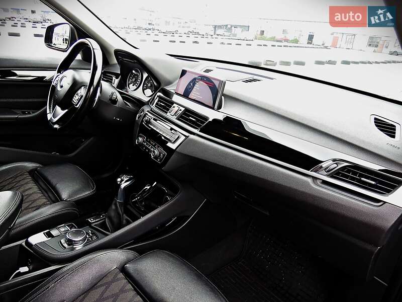 Внедорожник / Кроссовер BMW X1 2015 в Черкассах