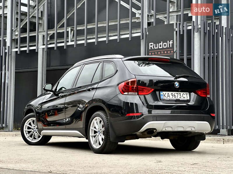 Позашляховик / Кросовер BMW X1 2013 в Києві