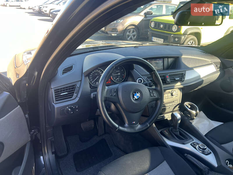 Позашляховик / Кросовер BMW X1 2011 в Києві