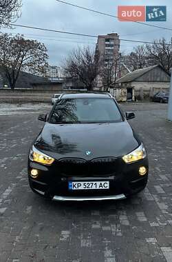 Внедорожник / Кроссовер BMW X1 2017 в Запорожье