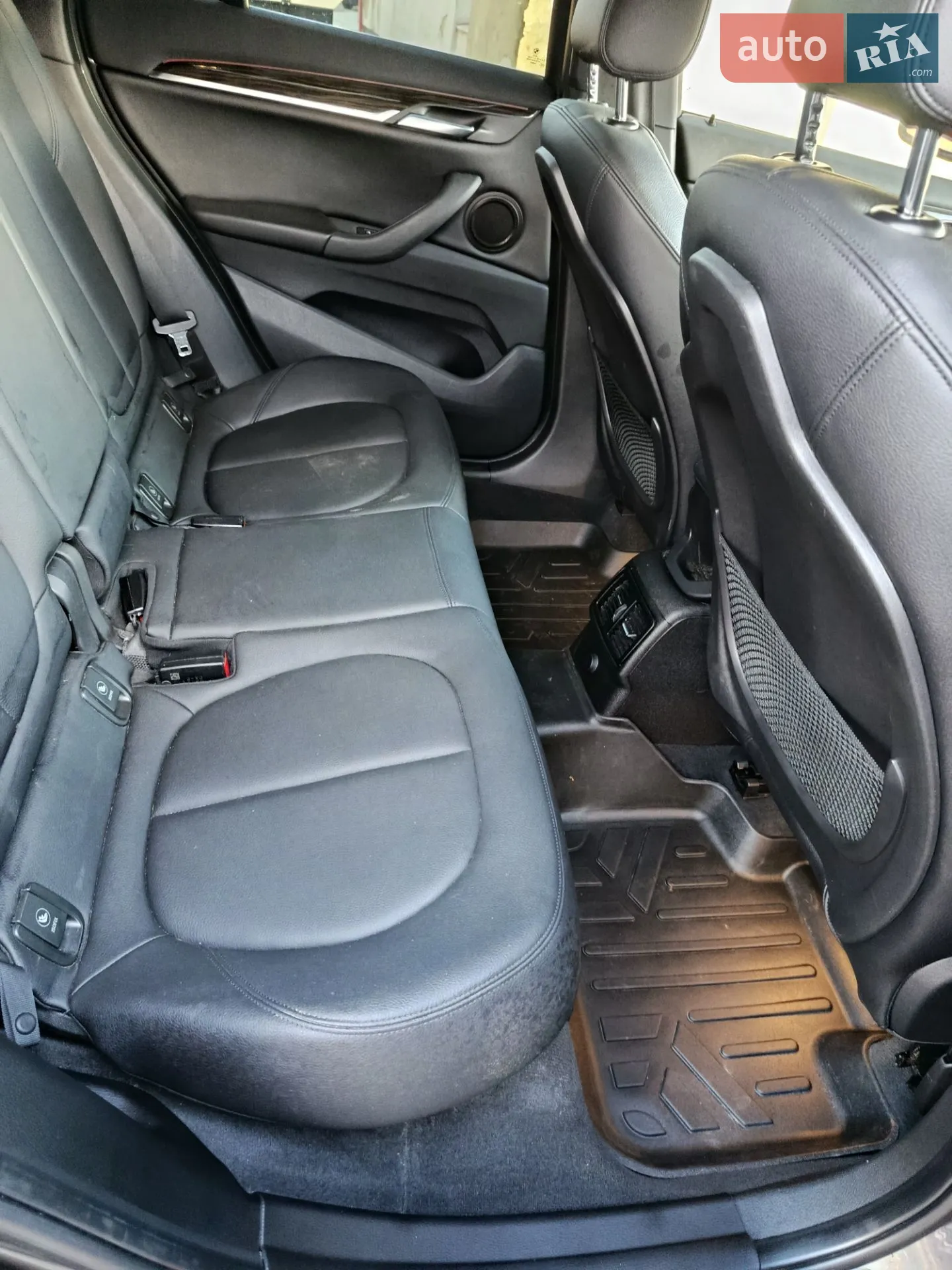 2016 BMW X1 - мініатюра 3