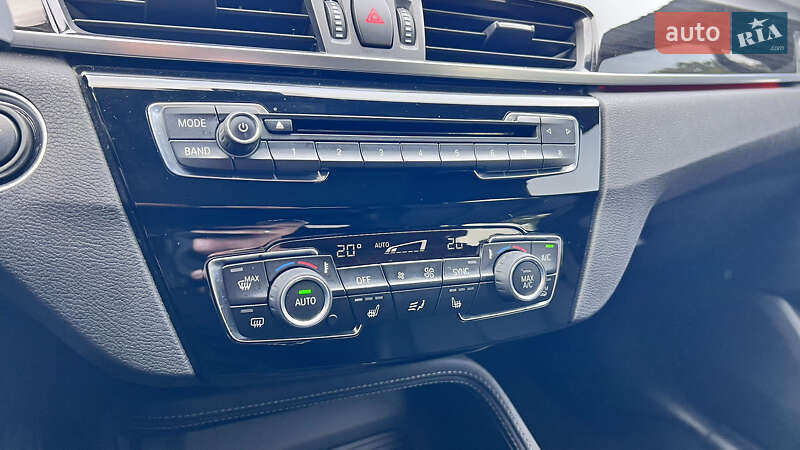 Внедорожник / Кроссовер BMW X1 2018 в Луцке