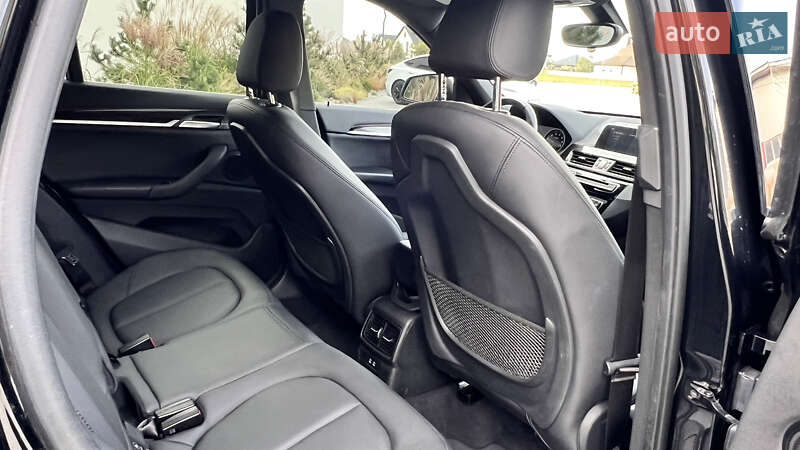 Внедорожник / Кроссовер BMW X1 2018 в Луцке