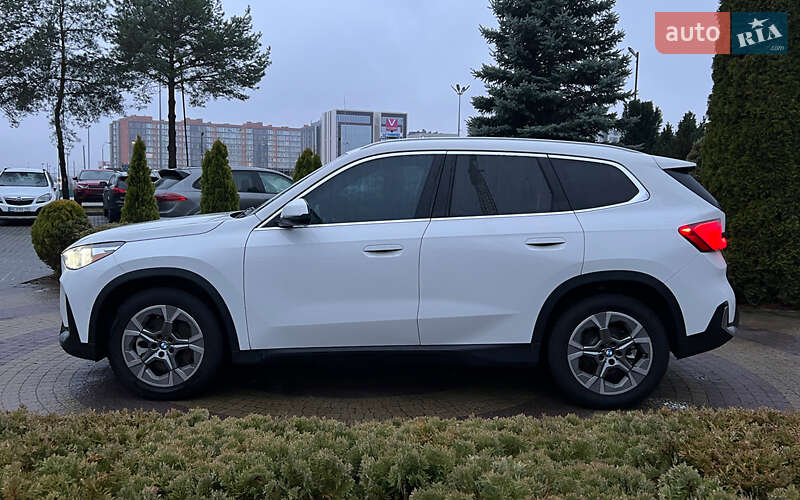Позашляховик / Кросовер BMW X1 2023 в Львові фото 4 Позашляховик / Кросовер BMW X1 2023 в Львові