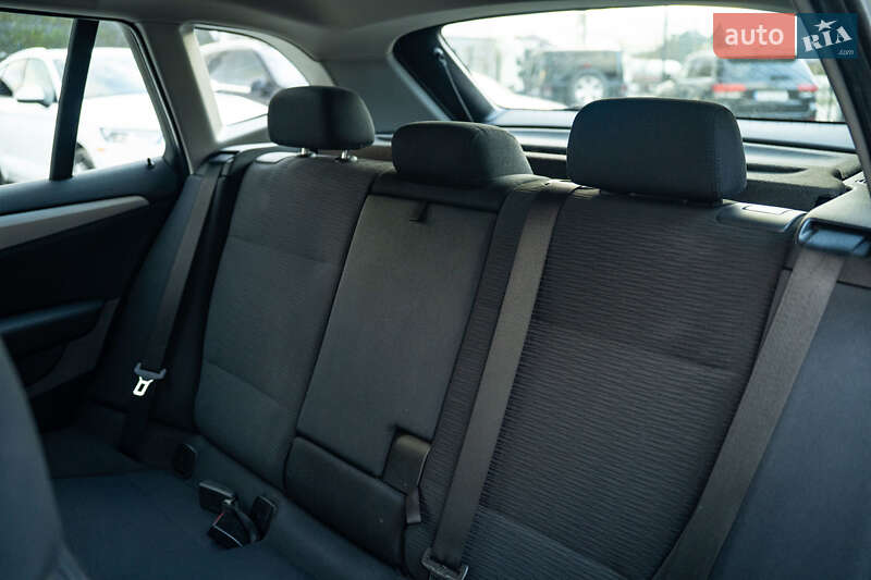 Внедорожник / Кроссовер BMW X1 2014 в Черновцах