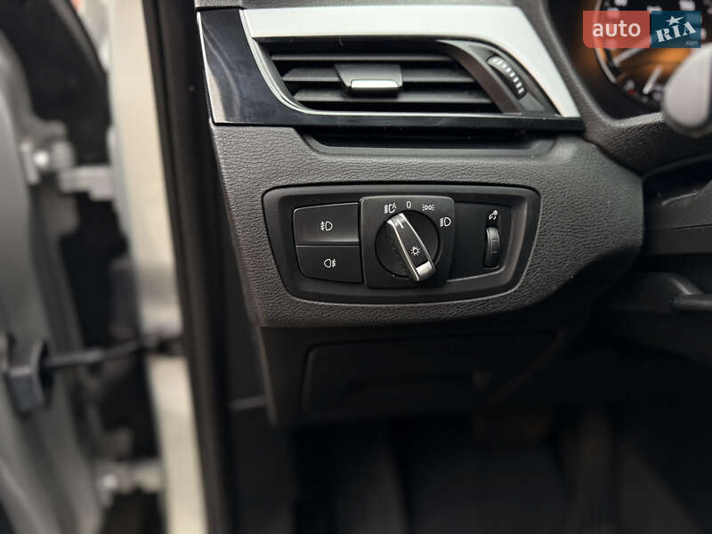 Внедорожник / Кроссовер BMW X1 2018 в Ужгороде