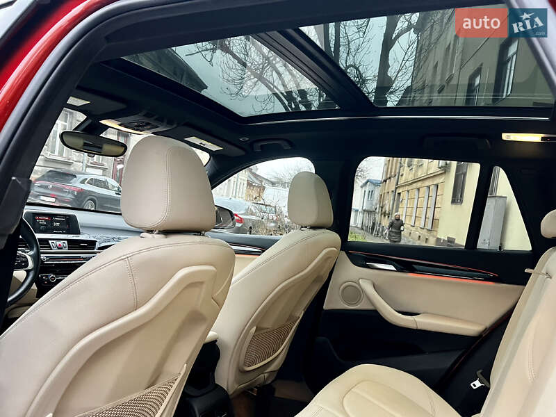 Внедорожник / Кроссовер BMW X1 2017 в Львове