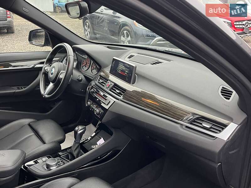 Позашляховик / Кросовер BMW X1 2016 в Луцьку