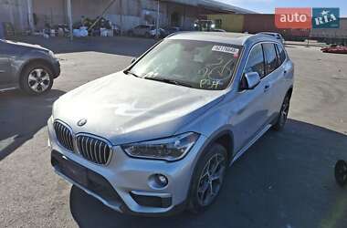 Внедорожник / Кроссовер BMW X1 2017 в Киеве