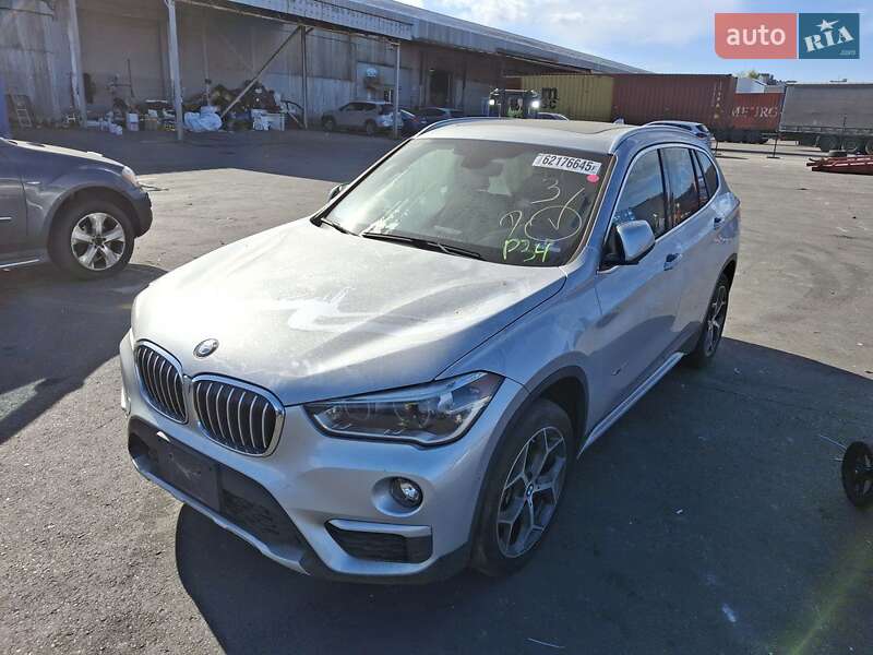 Внедорожник / Кроссовер BMW X1 2017 в Киеве