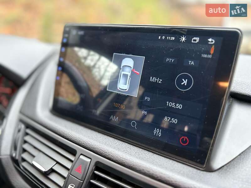 Внедорожник / Кроссовер BMW X1 2013 в Киеве