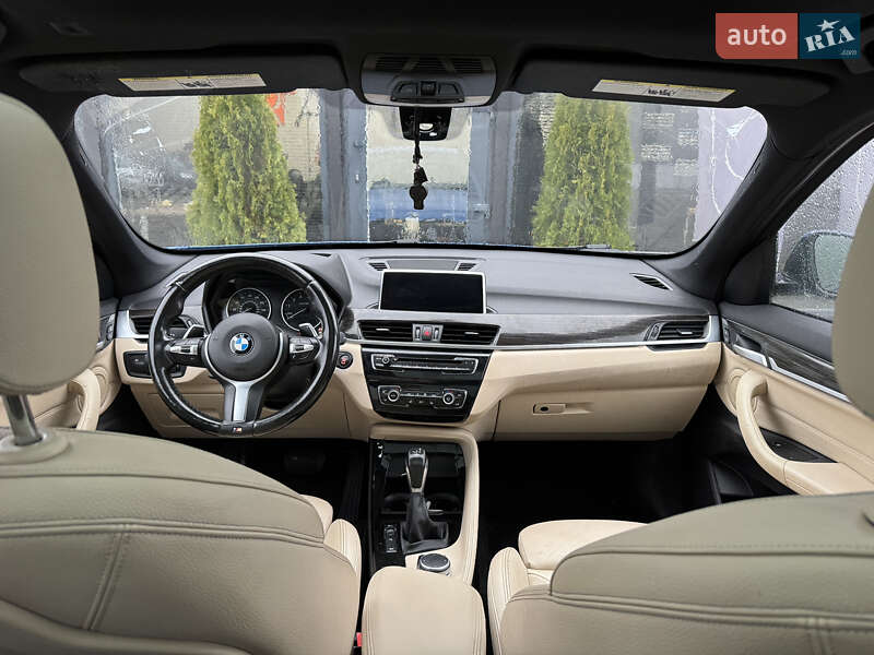 Внедорожник / Кроссовер BMW X1 2017 в Львове
