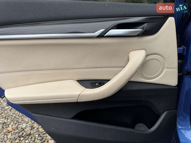 Внедорожник / Кроссовер BMW X1 2017 в Львове