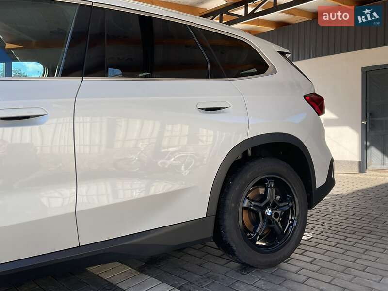 Внедорожник / Кроссовер BMW X1 2023 в Киеве фото 13 Внедорожник / Кроссовер BMW X1 2023 в Киеве
