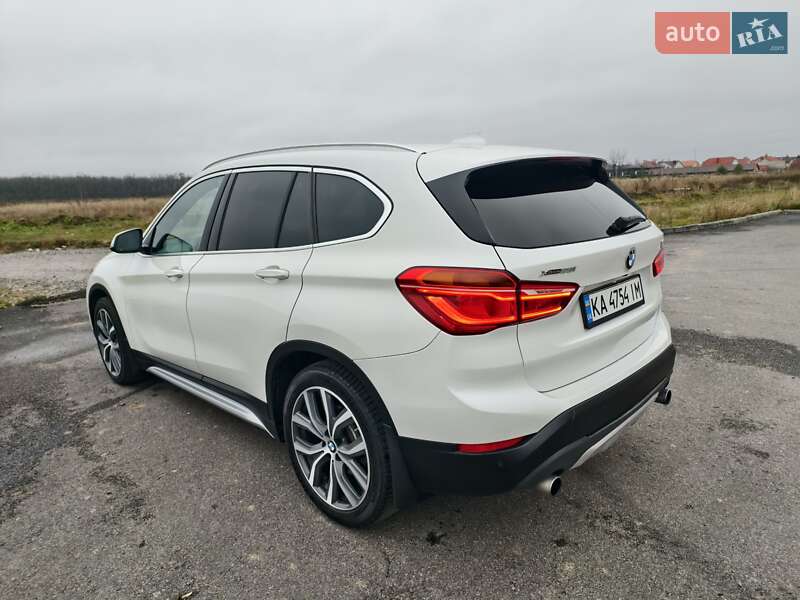 Внедорожник / Кроссовер BMW X1 2016 в Виннице