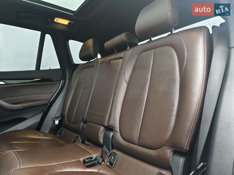 Внедорожник / Кроссовер BMW X1 2016 в Виннице