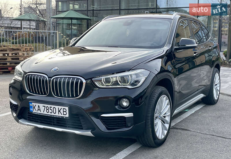 Внедорожник / Кроссовер BMW X1 2017 в Киеве