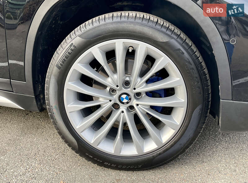Внедорожник / Кроссовер BMW X1 2017 в Киеве
