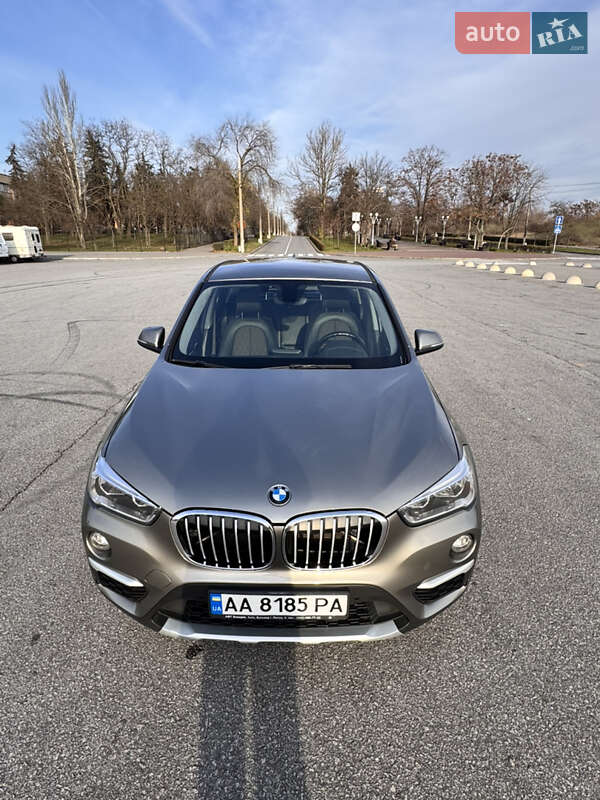 Внедорожник / Кроссовер BMW X1 2016 в Киеве фото Внедорожник / Кроссовер BMW X1 2016 в Киеве