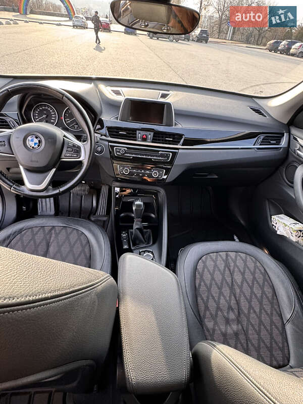 Внедорожник / Кроссовер BMW X1 2016 в Киеве фото 10 Внедорожник / Кроссовер BMW X1 2016 в Киеве