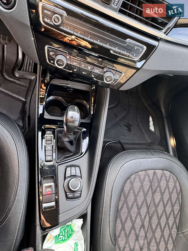 Внедорожник / Кроссовер BMW X1 2016 в Киеве фото 13 Внедорожник / Кроссовер BMW X1 2016 в Киеве