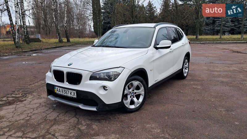 BMW X1 2011