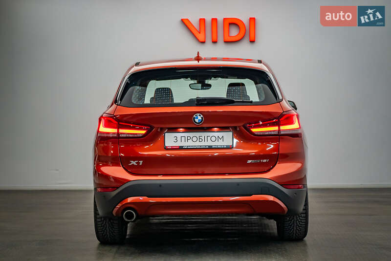 Внедорожник / Кроссовер BMW X1 2022 в Киеве