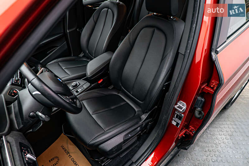 Внедорожник / Кроссовер BMW X1 2022 в Киеве