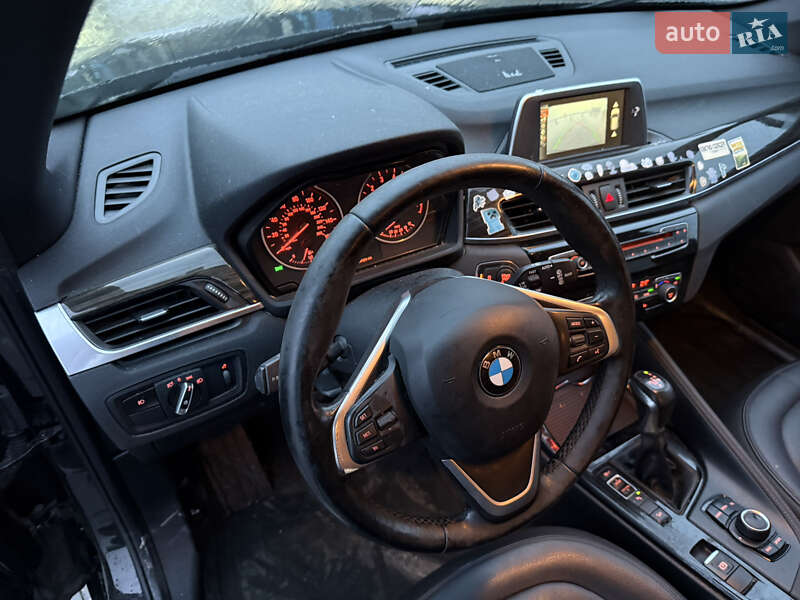Внедорожник / Кроссовер BMW X1 2016 в Тернополе