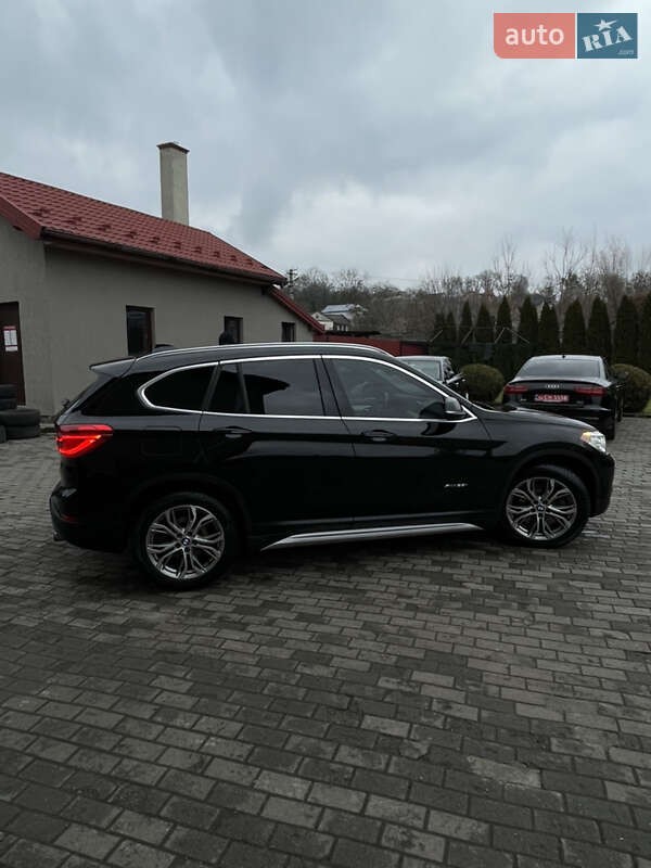 Внедорожник / Кроссовер BMW X1 2016 в Львове