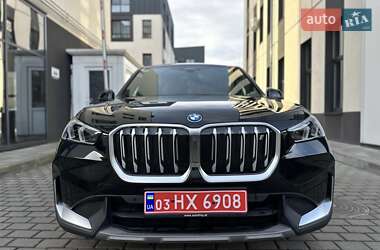 Внедорожник / Кроссовер BMW X1 2022 в Ровно