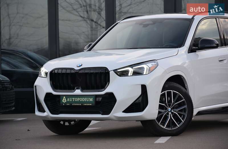 Внедорожник / Кроссовер BMW X1 2023 в Киеве