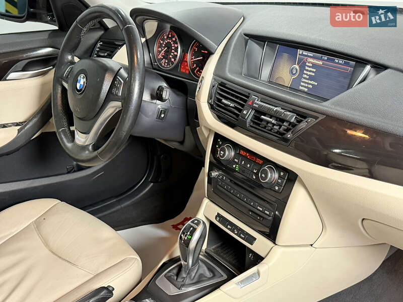 Внедорожник / Кроссовер BMW X1 2013 в Одессе