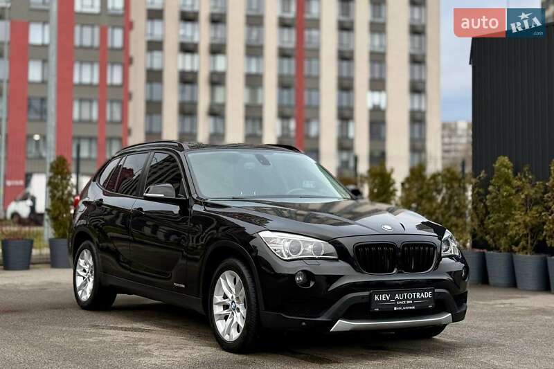 Позашляховик / Кросовер BMW X1 2015 в Києві