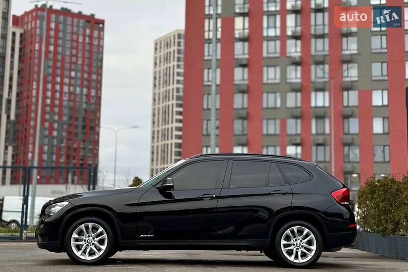 Позашляховик / Кросовер BMW X1 2015 в Києві