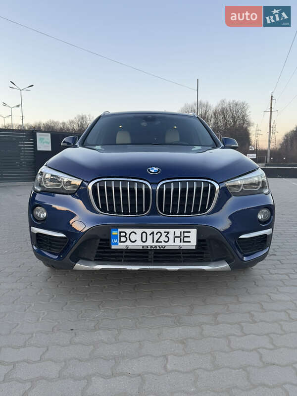 Внедорожник / Кроссовер BMW X1 2015 в Львове