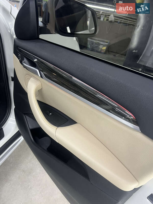 Внедорожник / Кроссовер BMW X1 2018 в Овруче фото 28 Внедорожник / Кроссовер BMW X1 2018 в Овруче