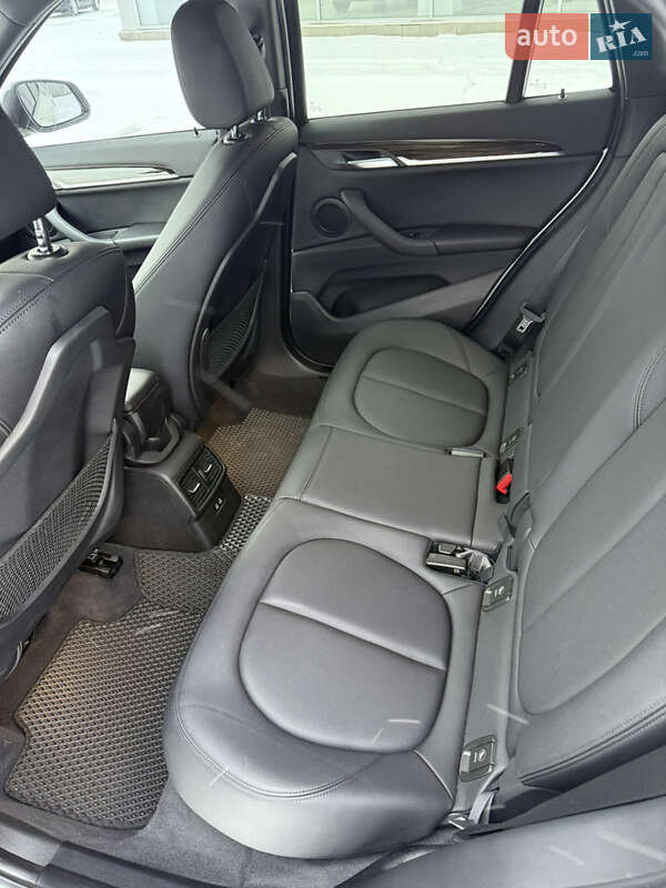 Внедорожник / Кроссовер BMW X1 2018 в Чернигове фото 16 Внедорожник / Кроссовер BMW X1 2018 в Чернигове