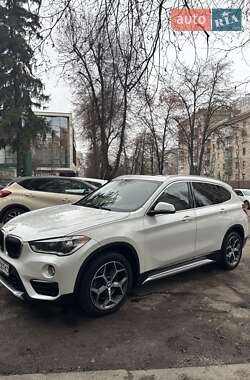 Внедорожник / Кроссовер BMW X1 2017 в Киеве