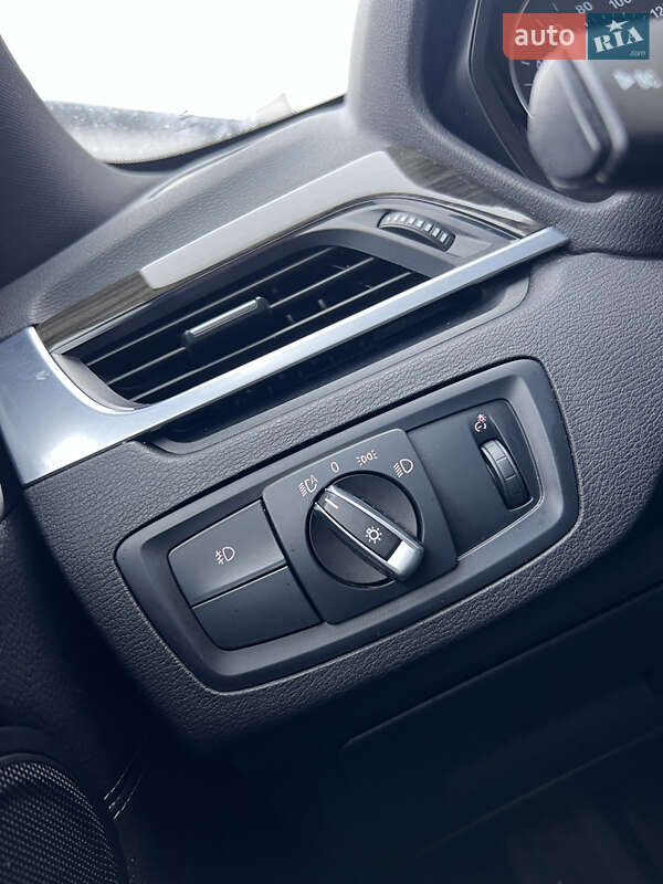 Внедорожник / Кроссовер BMW X1 2015 в Львове