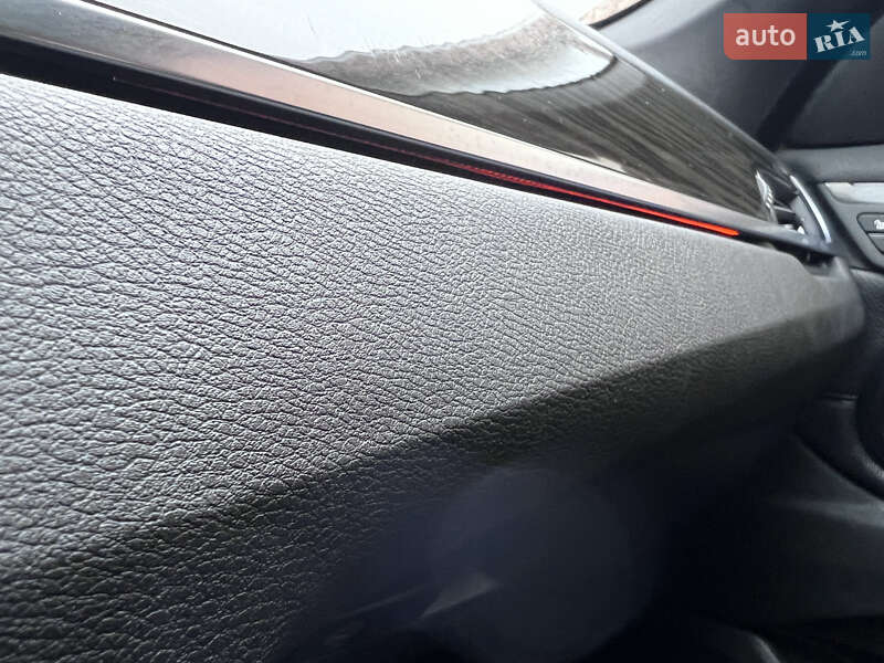 Внедорожник / Кроссовер BMW X1 2015 в Львове