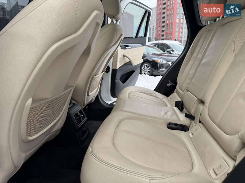 Внедорожник / Кроссовер BMW X1 2016 в Киеве фото 16 Внедорожник / Кроссовер BMW X1 2016 в Киеве