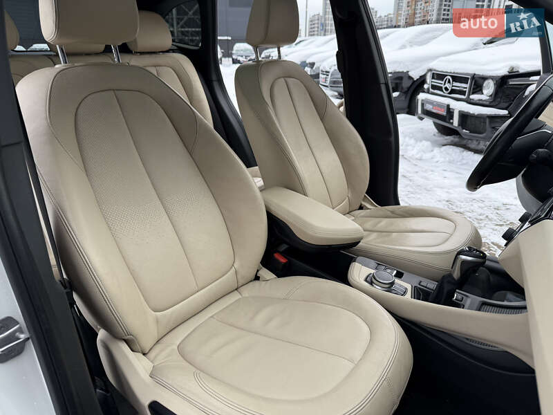 Внедорожник / Кроссовер BMW X1 2016 в Киеве фото 18 Внедорожник / Кроссовер BMW X1 2016 в Киеве