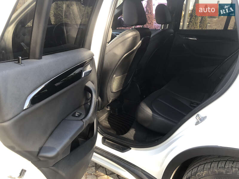 Внедорожник / Кроссовер BMW X1 2017 в Днепре фото 17 Внедорожник / Кроссовер BMW X1 2017 в Днепре