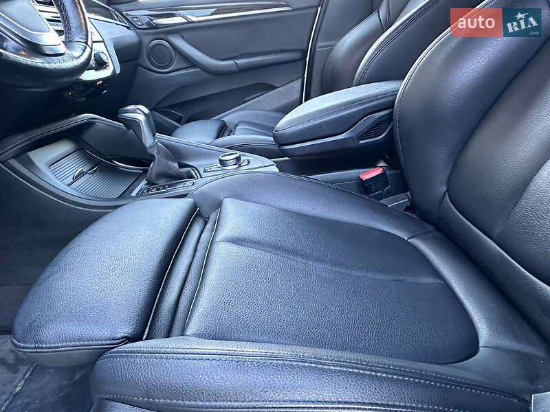 Внедорожник / Кроссовер BMW X1 2018 в Дрогобыче