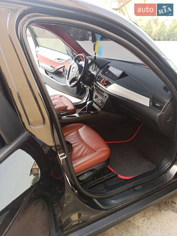 Внедорожник / Кроссовер BMW X1 2012 в Павлограде